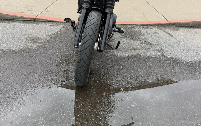 2018 Harley-Davidson® Street Bob® Vivid Black