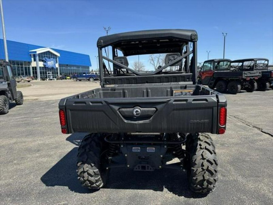 2023 Can-Am® Defender MAX XT HD10