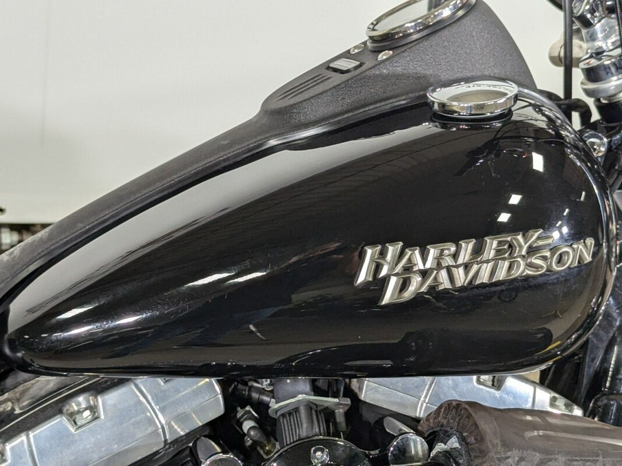 2012 Harley-Davidson Street Bob Vivid Black