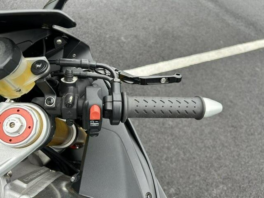 2016 Aprilia RSV4 RR