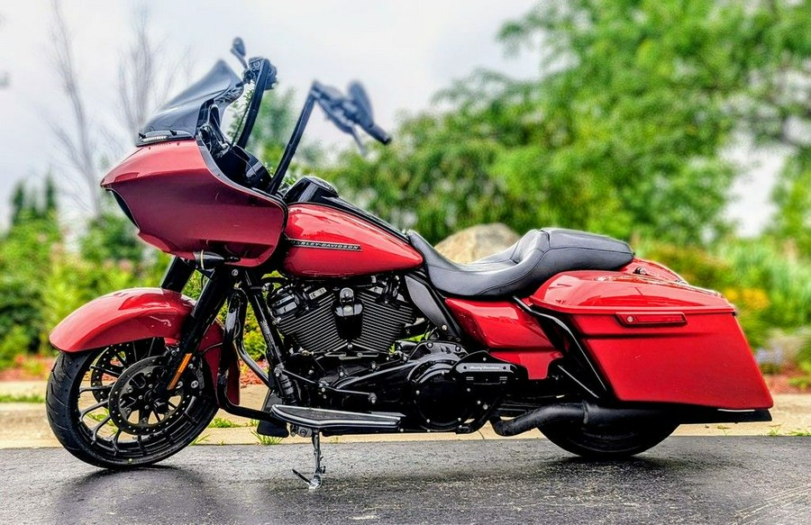 2018 Harley-Davidson® FLTRXS - Road Glide® Special