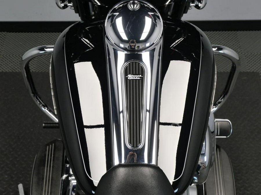 2015 Harley-Davidson® FLHXS - Street Glide® Special