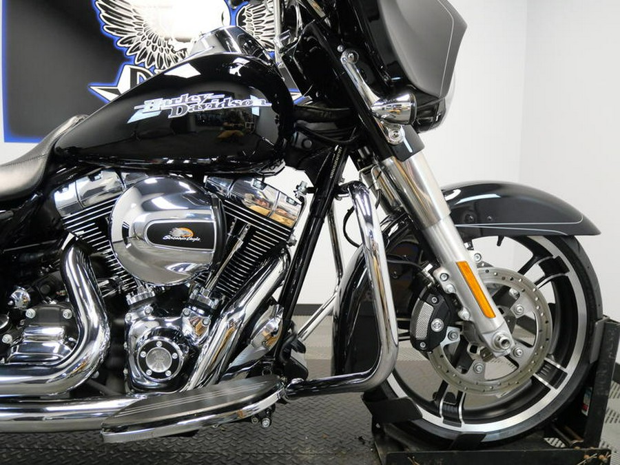 2015 Harley-Davidson® FLHXS - Street Glide® Special