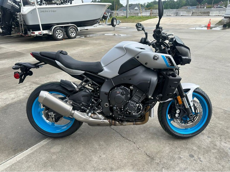 2025 Yamaha MT 10