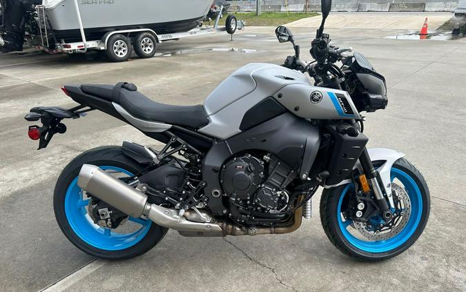 2025 Yamaha MT 10
