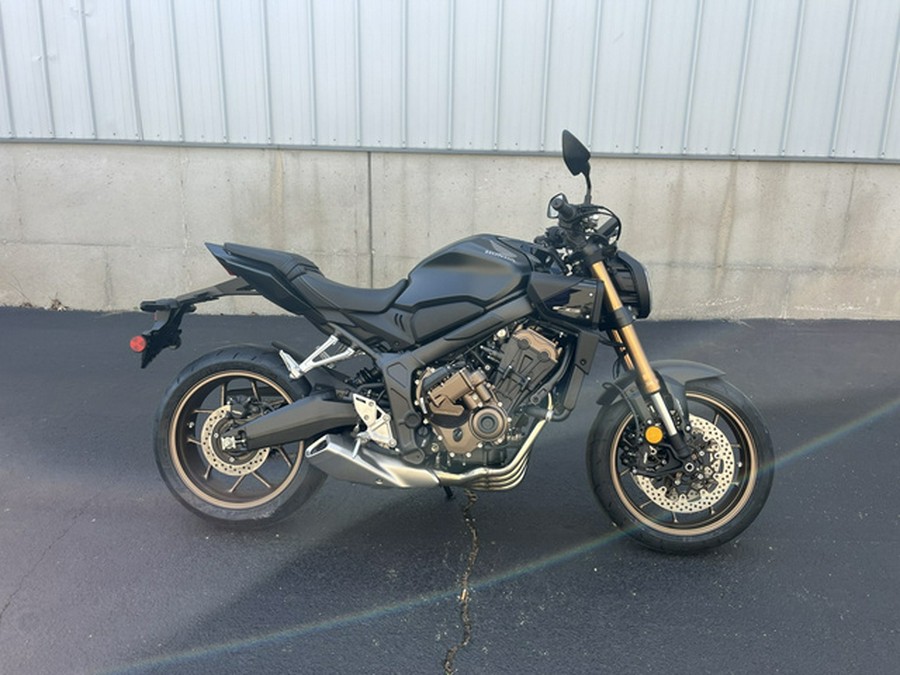 2026 Honda CB650R E-Clutch