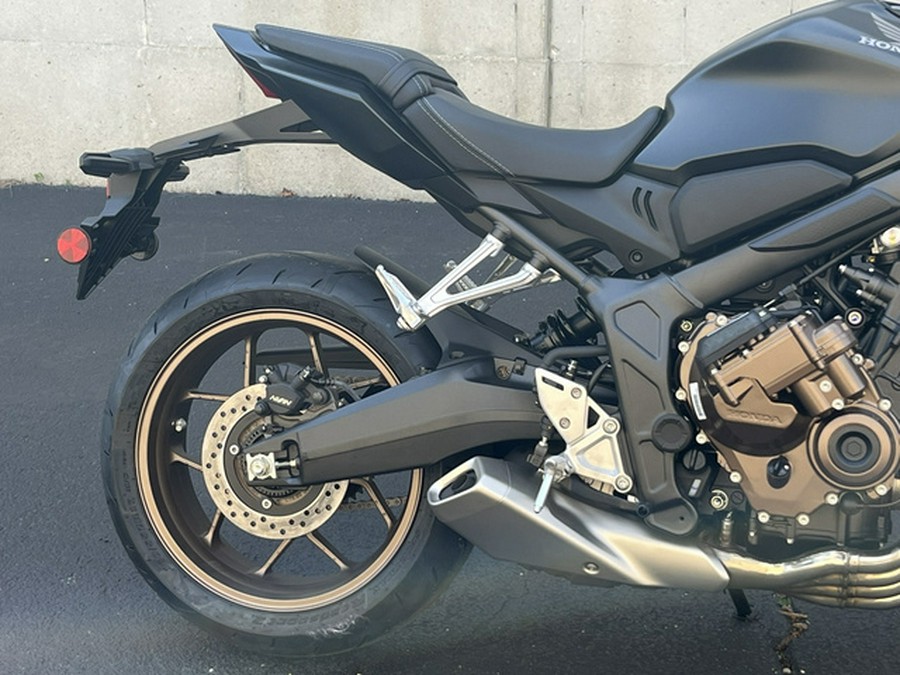 2026 Honda CB650R E-Clutch