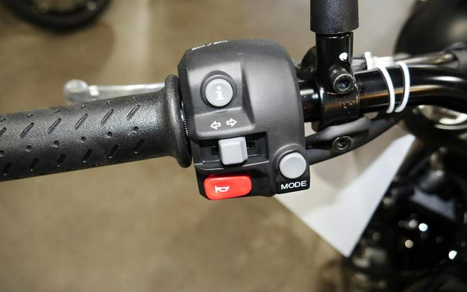 2024 Triumph Speed Twin 900 Stealth Edition