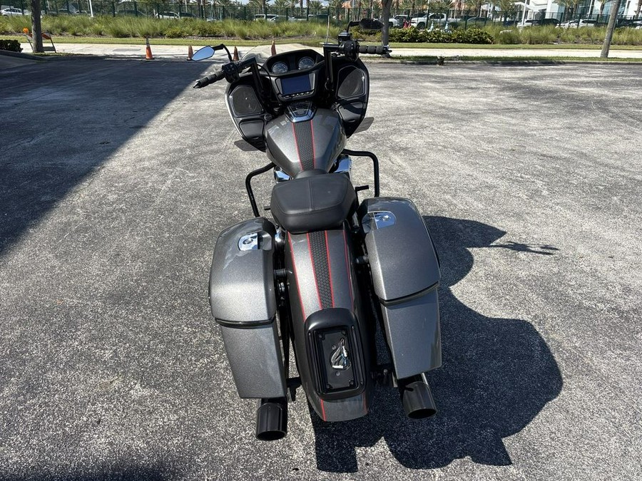 2020 Indian Motorcycle® Challenger Titanium Metallic