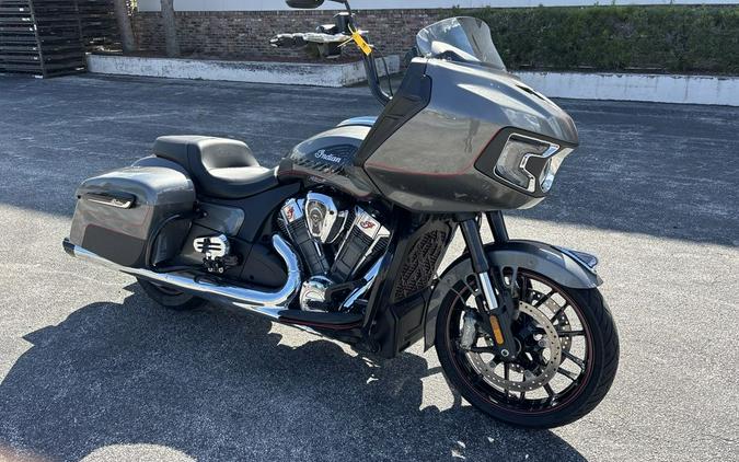 2020 Indian Motorcycle® Challenger Titanium Metallic