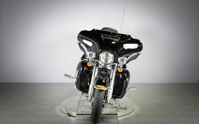 2017 Harley-Davidson Ultra Limited FLHTK