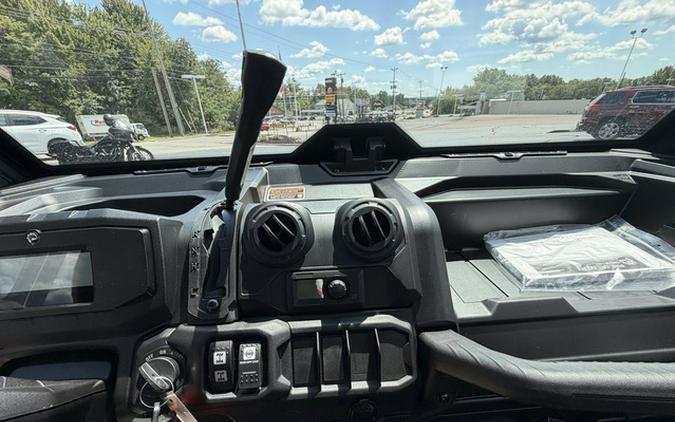 2026 Can-Am Defender DPS CAB HD10