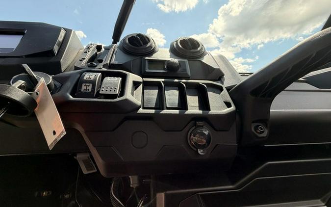 2026 Can-Am Defender DPS CAB HD10