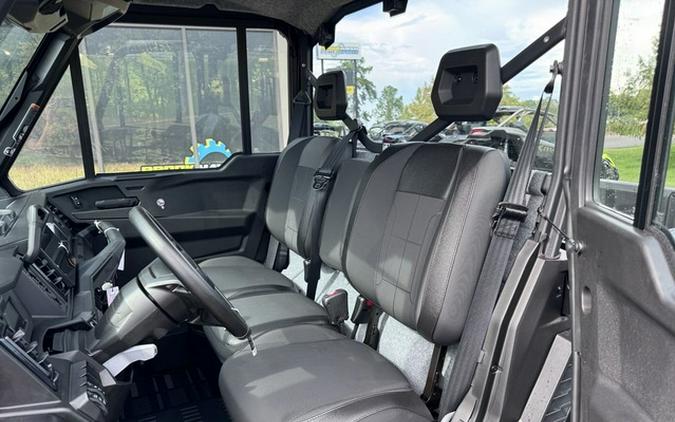 2026 Can-Am Defender XT CAB HD11 With 10.25 In.Display
