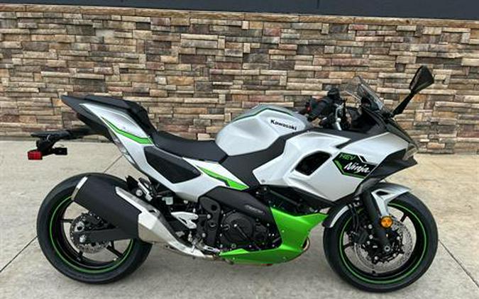 2024 Kawasaki Ninja 7 Hybrid First Look [12 Fast Facts; 40 Pics]