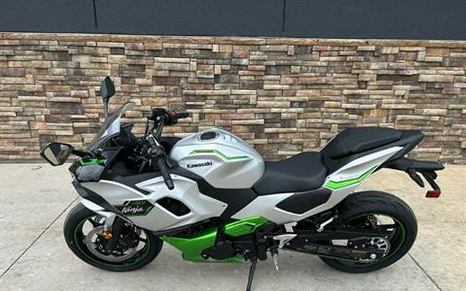 2024 Kawasaki Ninja 7 Hybrid ABS