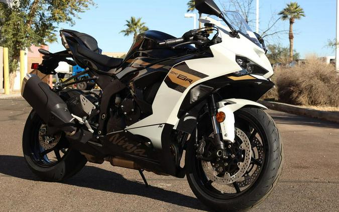 2026 Kawasaki Ninja® ZX™-6R ABS