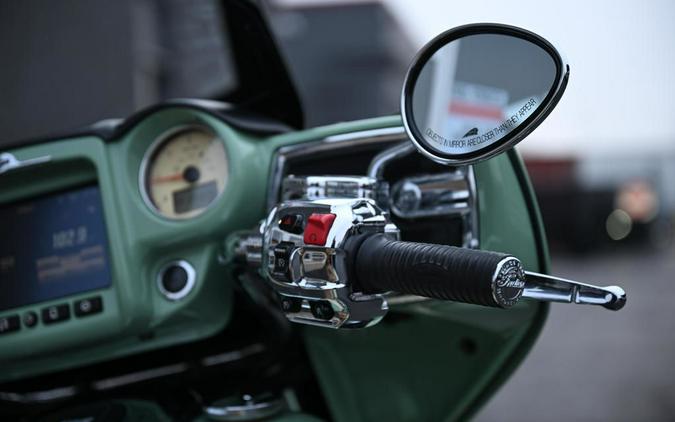 2017 Indian Motorcycle Roadmaster Willow Green Over Ivory Cream