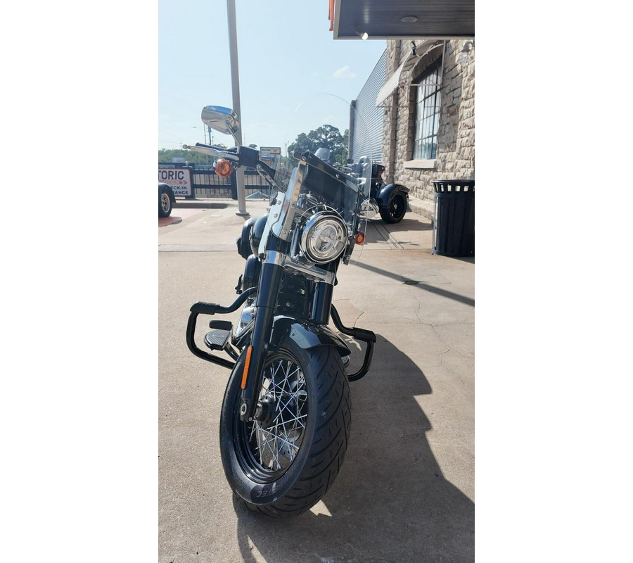 FLSL 2020 Softail Slim®