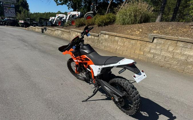 2025 KTM Enduro 390 R