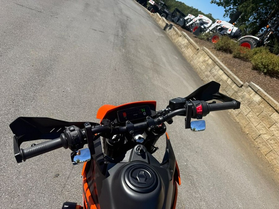 2025 KTM Enduro 390 R