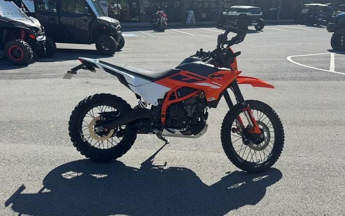 2025 KTM Enduro 390 R