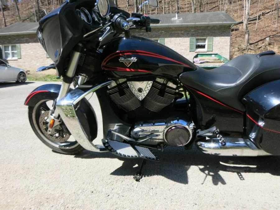 2013 Victory Motorcycles Cross Country® - Red Black