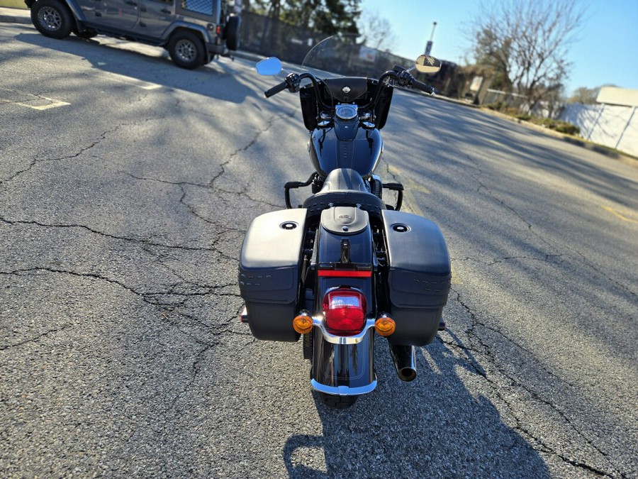 2021 Harley-Davidson® Heritage Classic 114 Black Jack Metallic