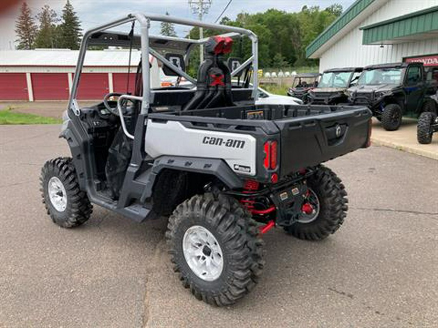 2024 Can-Am Defender X MR