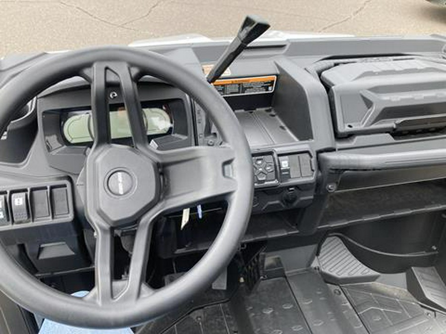 2024 Can-Am Defender X MR