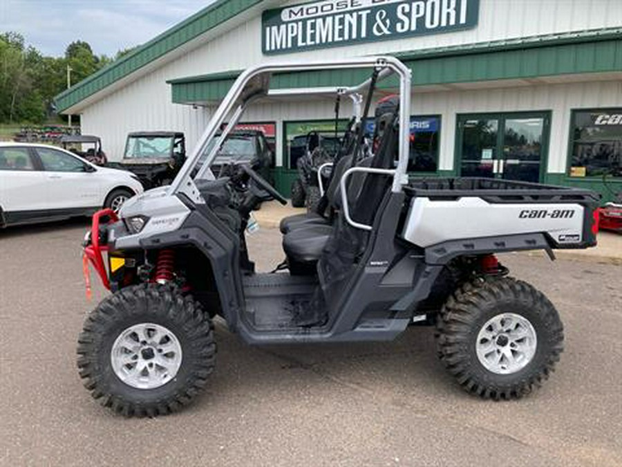 2024 Can-Am Defender X MR