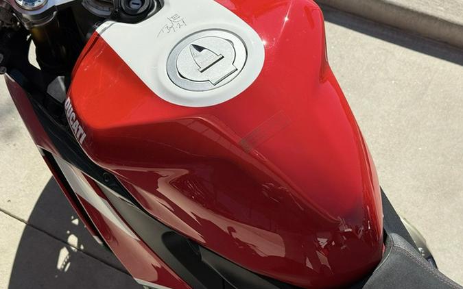 2024 Ducati Panigale V2 Bayliss 1St Championship Livery