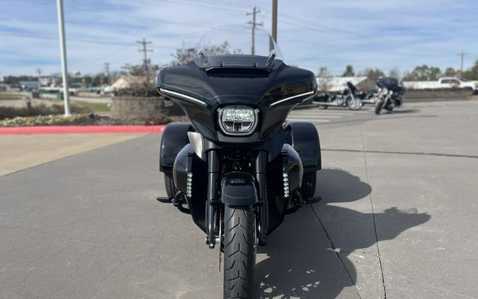 2026 Harley-Davidson® FLHLT Street Glide 3 Limited Vivid Black