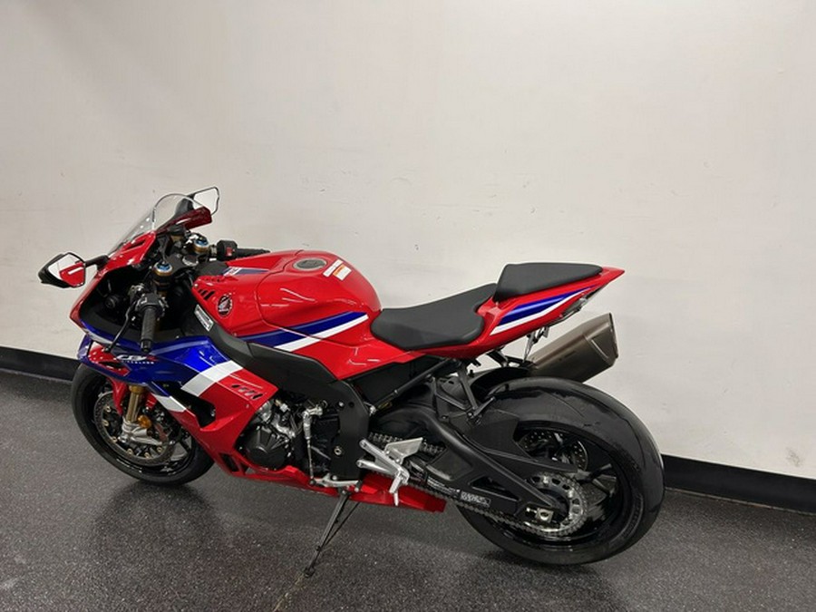 2026 Honda CBR1000RR-R Fireblade SP