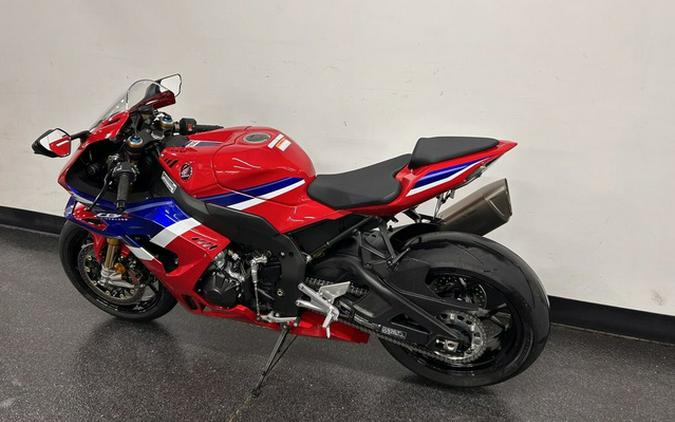 2026 Honda CBR1000RR-R Fireblade SP