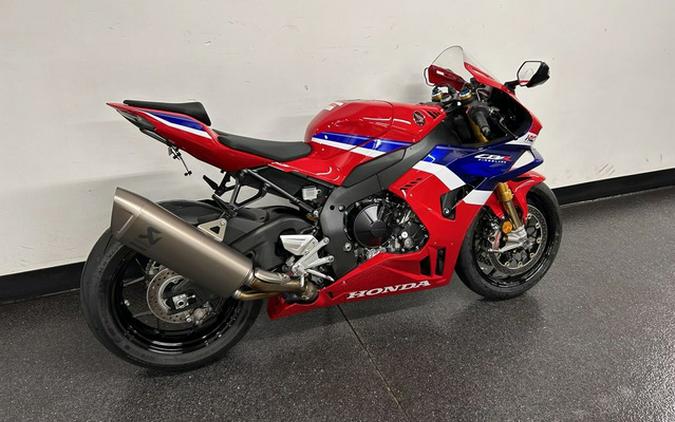 2026 Honda CBR1000RR-R Fireblade SP