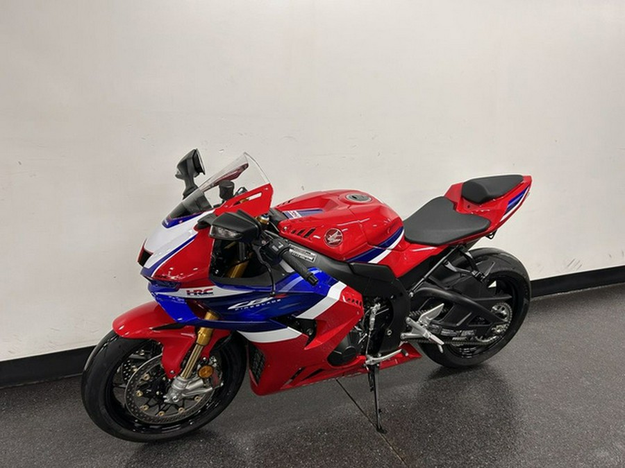 2026 Honda CBR1000RR-R Fireblade SP