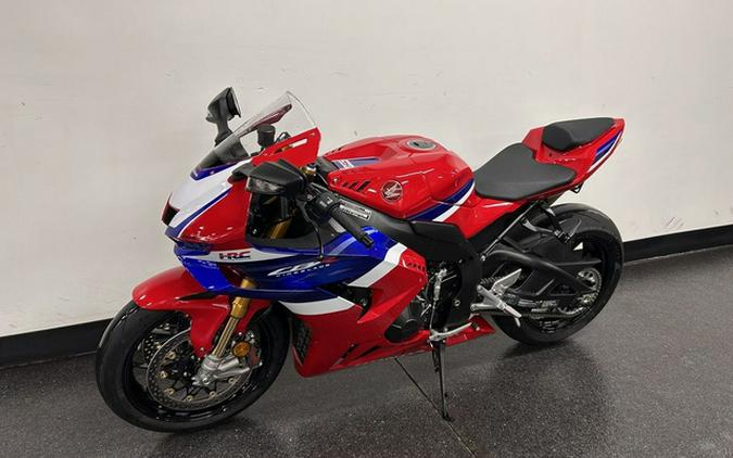 2026 Honda CBR1000RR-R Fireblade SP
