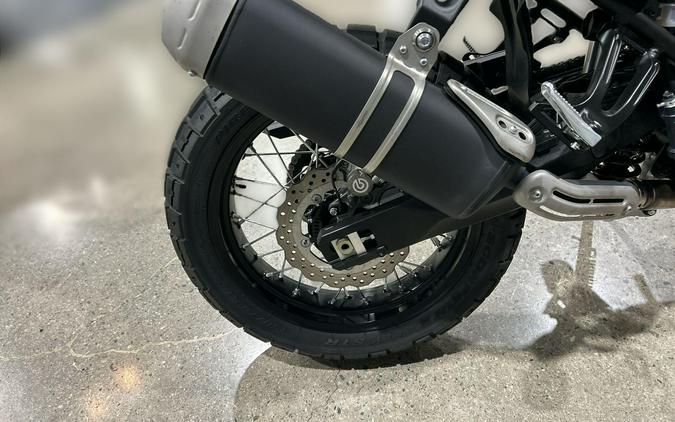 2025 Yamaha TENERE 700