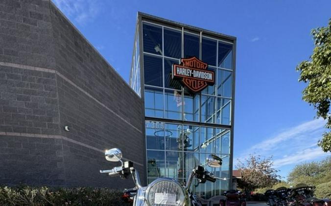 2018 Harley-Davidson® FLRT - Freewheeler®