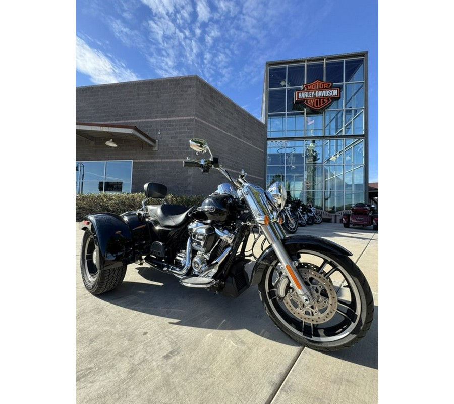 2018 Harley-Davidson® FLRT - Freewheeler®