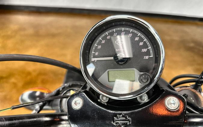 2016 Harley-Davidson® Harley-Davidson Street® 750 Superior Blue
