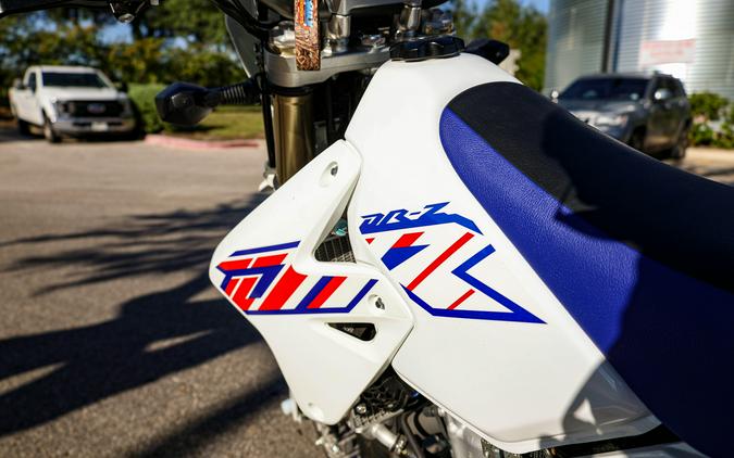 2023 SUZUKI DR-Z400SM