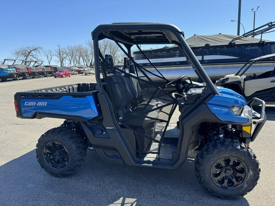 2023 Can-Am® Defender XT HD9