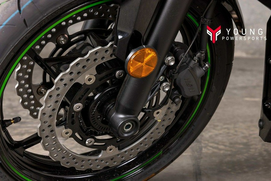 2025 Kawasaki NINJA ZX-4R ABS