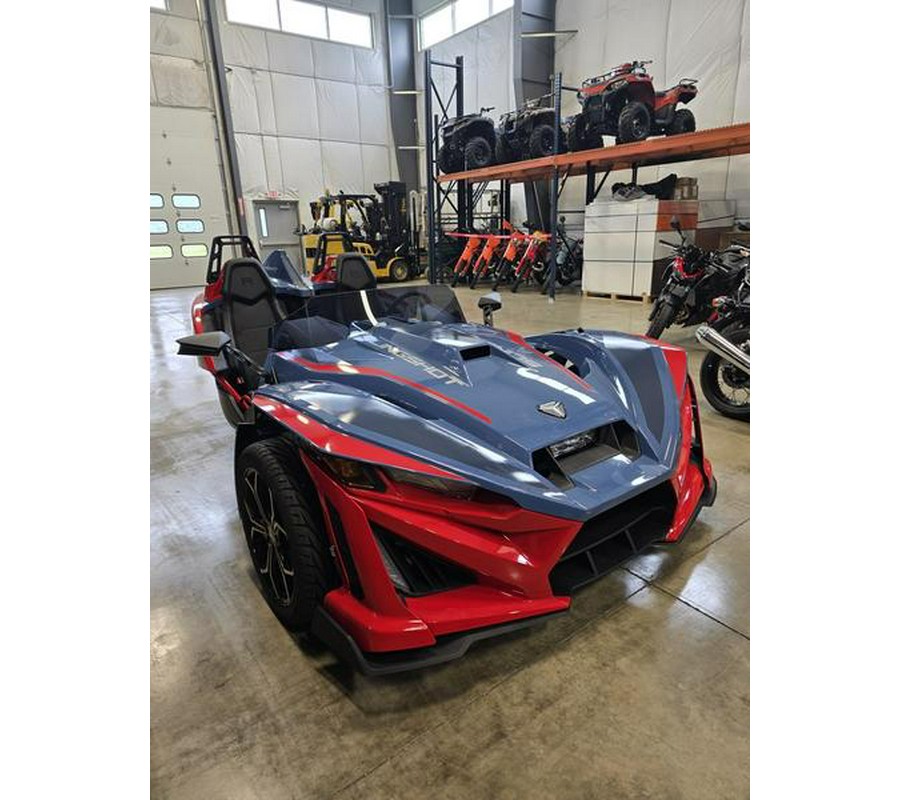 2025 Polaris Slingshot® SLINGSHOT R MANUAL