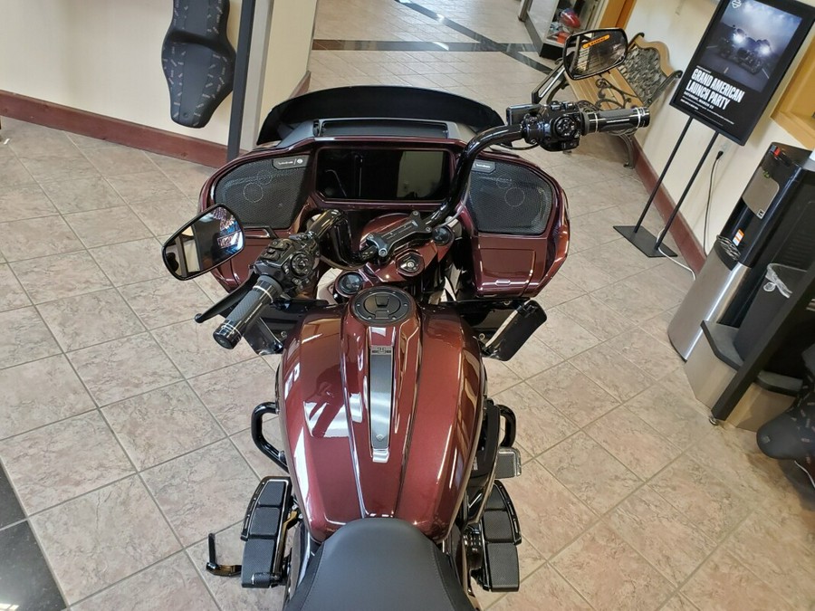 2024 Harley-Davidson CVO™ Road Glide Copperhead