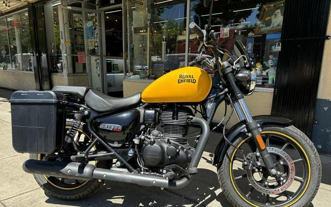 2022 Royal Enfield Meteor Fireball Yellow