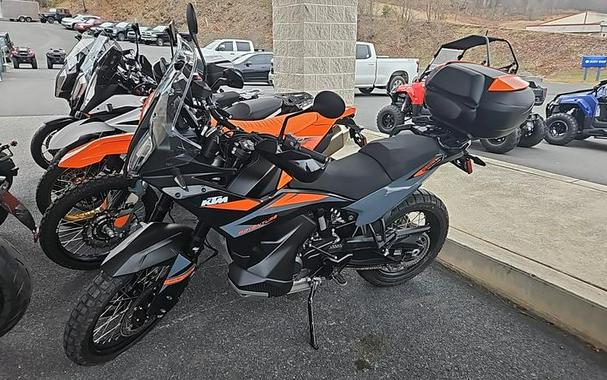 2023 KTM 890 Adventure