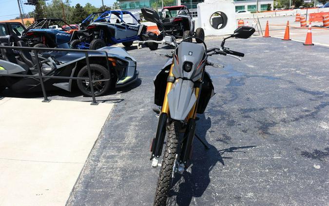 2025 Suzuki DR-Z 4S Base